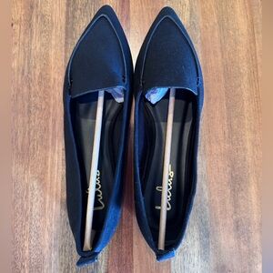 Lulu's Classic Black Flats